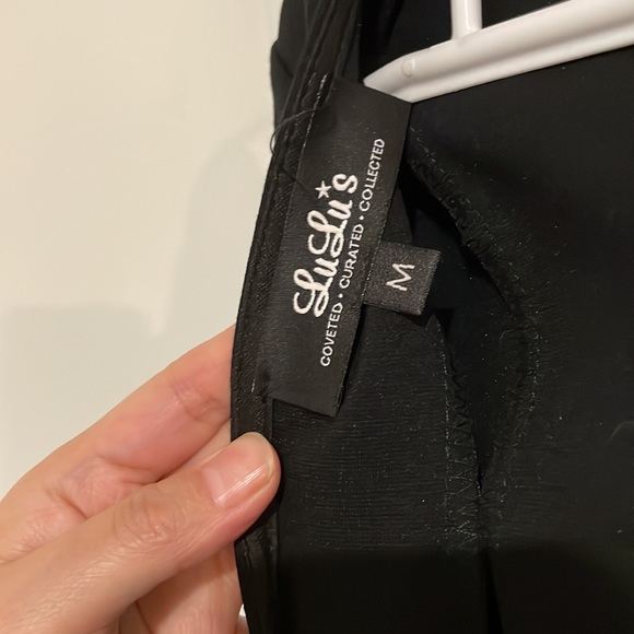 LULU Black Long sleeve MIDI Dress - Picture 5 of 5